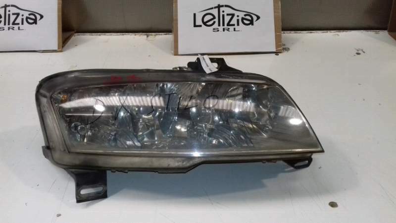 Faro anteriore dx usato Fiat stilo 3 porte del 2003