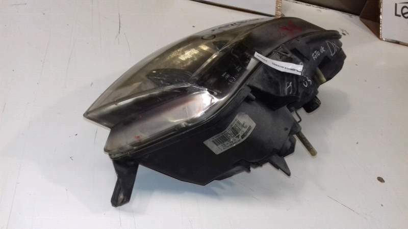 Faro anteriore dx usato Fiat stilo 3 porte del 2003