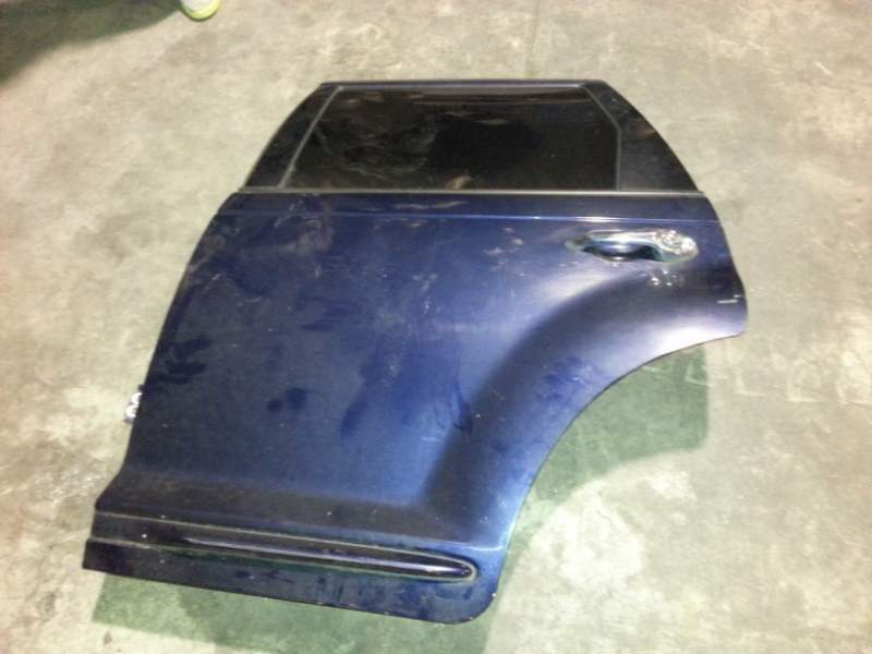 Portiera post. Sx PT cruiser del 2005 di colore blu.