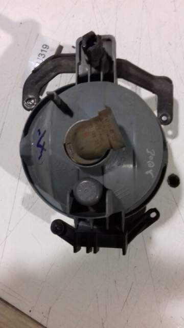 Faro fendinebbia ant dx Hyundai i10 1.1 benzina 5 porte del 2010