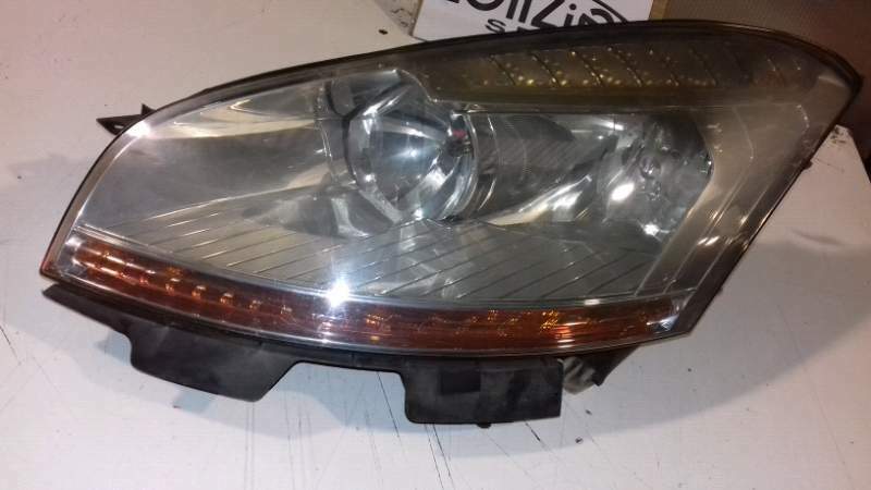 Faro ant sx Citro&euml;n C4 Picasso 2.0 HDI del 2009