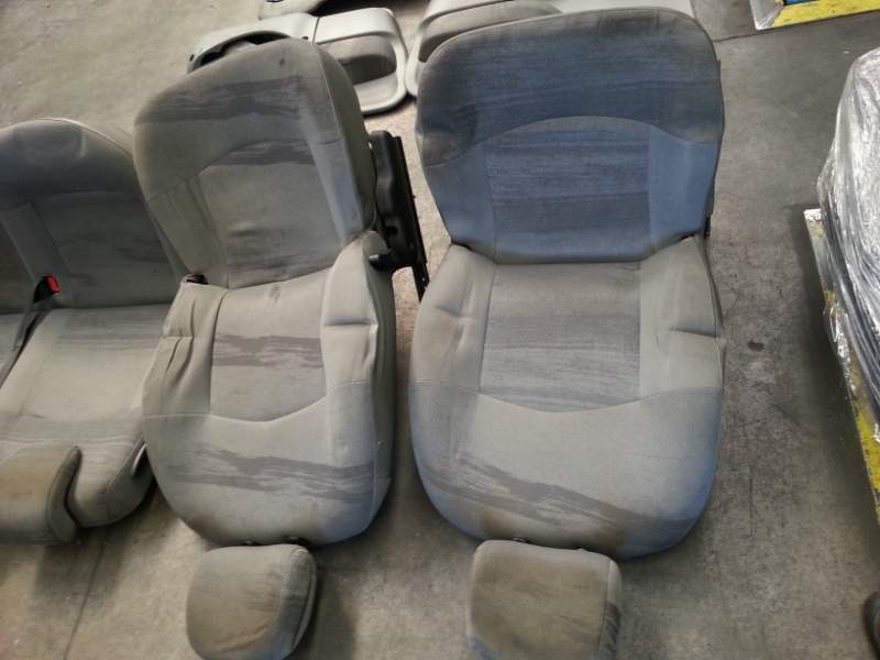 Interno Renault kangoo tessuto e pelle