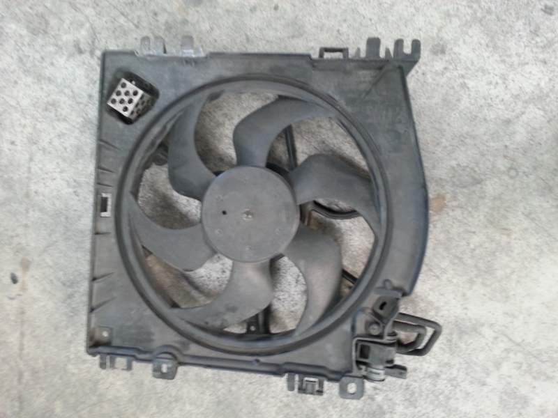 Ventola radiatore nissan micra 1.4 del 2004 - VRAD193