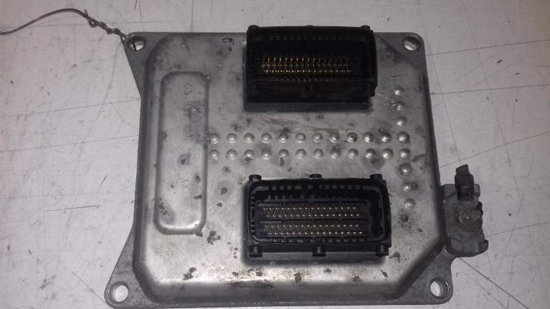 Centralina ECU Opel Vectra 1.8 Benzina 55355631 CEVU334