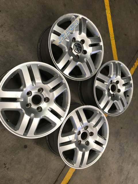 Cerchi Volkswagen TOUAREG R.18 &quot;2006&quot; 5FORI IN LEGA