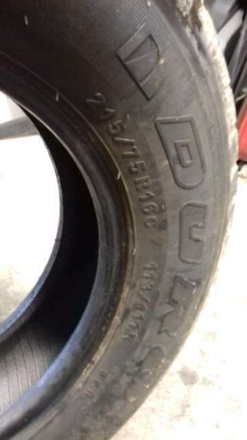 Gomma usata al 98% DURO CARGOPRIMA 215/75 R16 113/111 - GOMMUS013