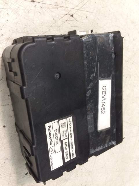 Centralina controllo abs TOYOTA PRIUS - CEVU452 - 8968033010