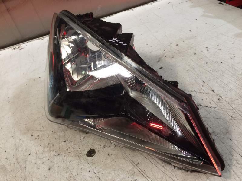 Faro anteriore dx SEAT MII 1.0b &quot;2013&quot; 3P - FANU489