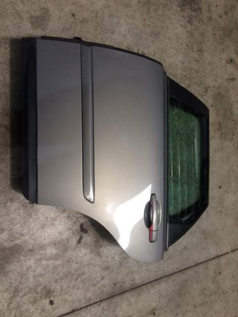 Portiera posteriore sx VOLVO V50 &quot;2006&quot;