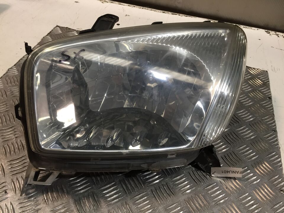 Faro ant sx Toyota rav4 2.0 d4d 2003 FANU401