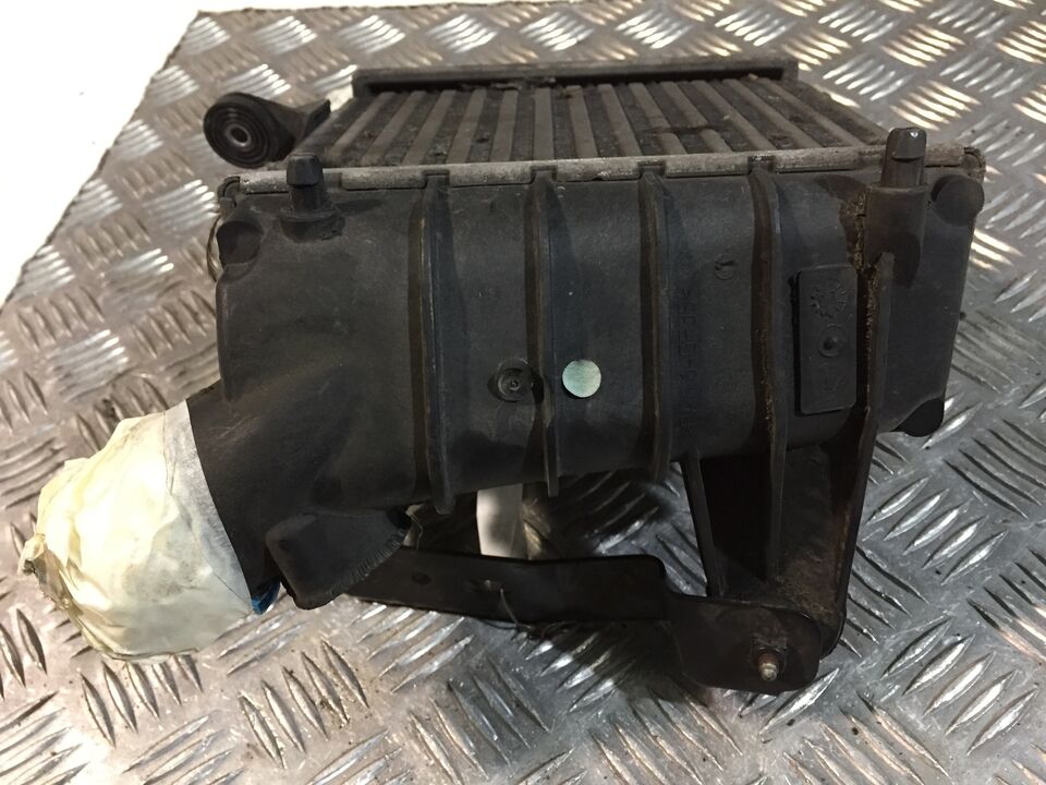 Radiatore intercooler Skoda roomster 1.9 tdi anno 2010 INCO124