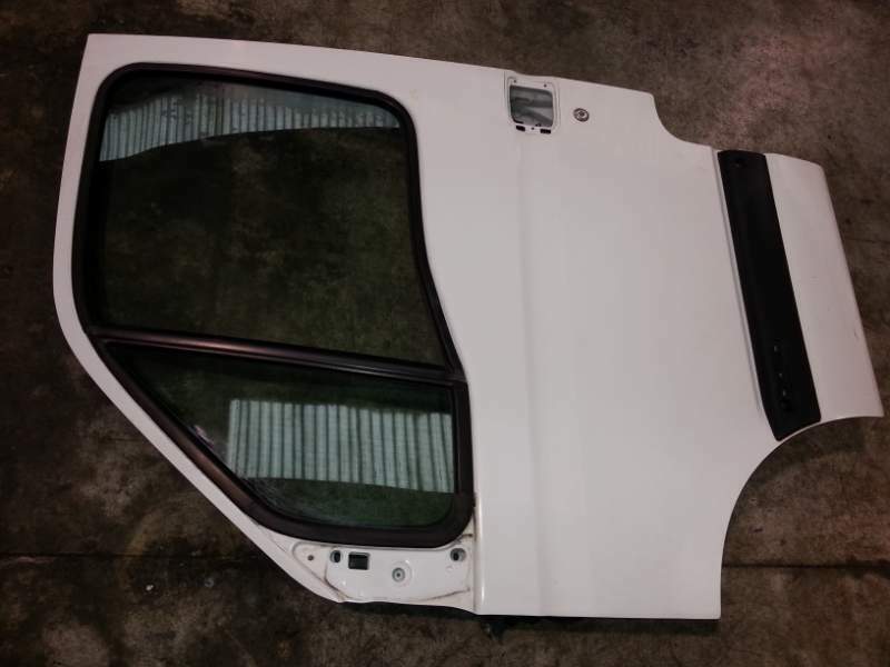 Portiera ant sx Renault master del 2007 col bianco