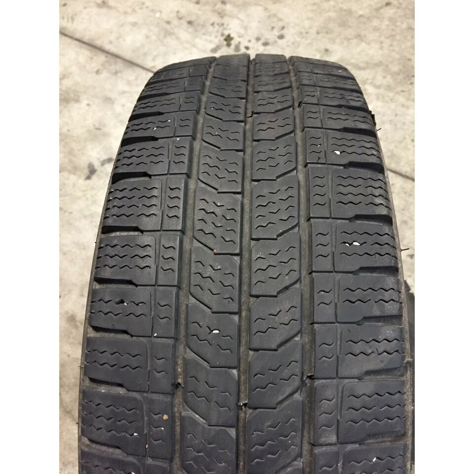 2 gomme usate Kleber transalp 205 65R 16C M+S GOMMUS117