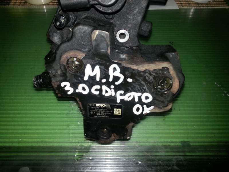 Pompa iniezione m.b. 3.0 CDI BOSCH 0445010145