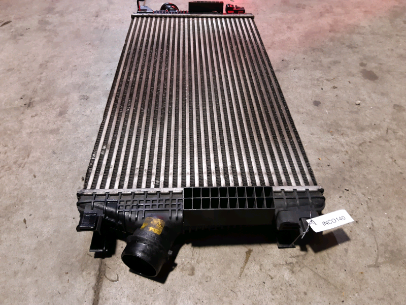 Radiatore intercooler Chevrolet cruze 2.0td INCO140 13267647