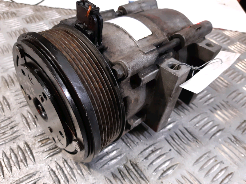 Compressore clima Ford transit 2.4tdci COMU373