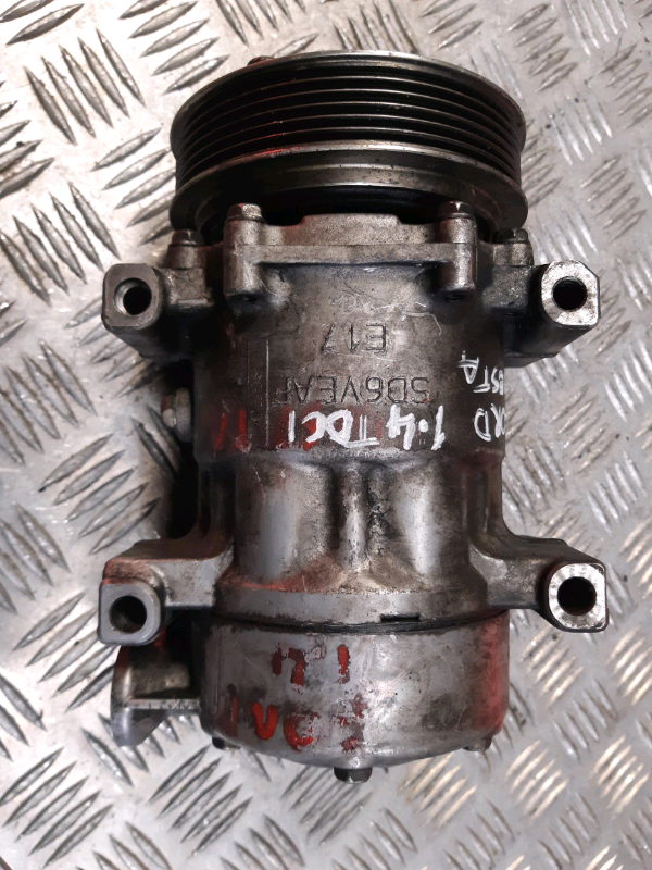 Compressore clima Ford fiesta 1.4tdci COMU379 SD6V-1442F