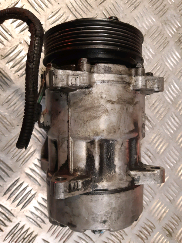 Compressore clima Peugeot 306 1.9hdi COMU418 SD7V16-1106F