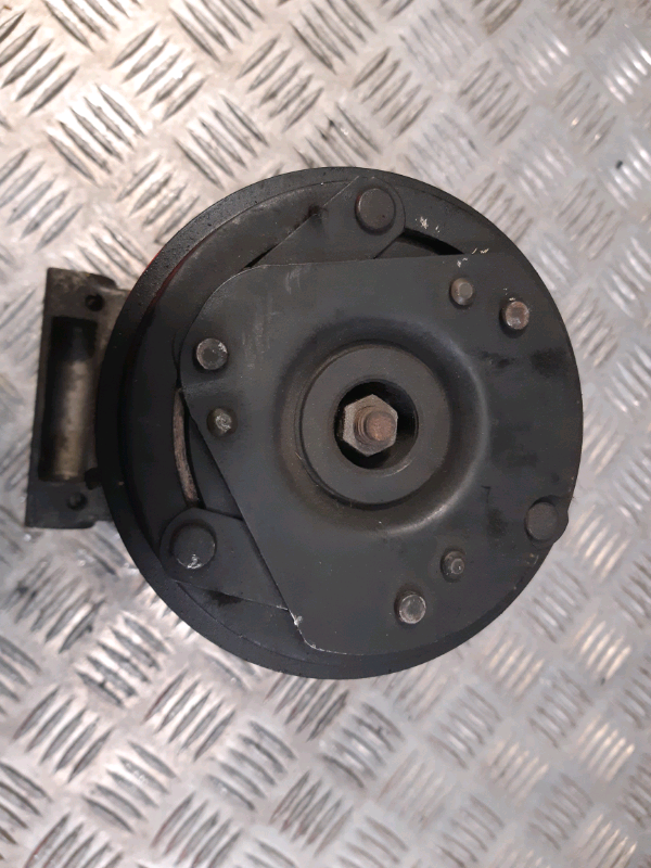 Compressore clima Renault megane 1.9dci COMU406 1135309