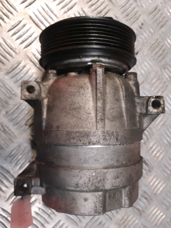 Compressore clima Renault megane 1.6b COMU392 8200421410