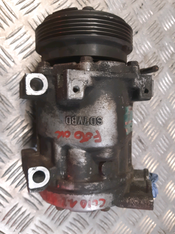 Compressore clima Renault clio 1.2b COMU410 SD7V16-1152B