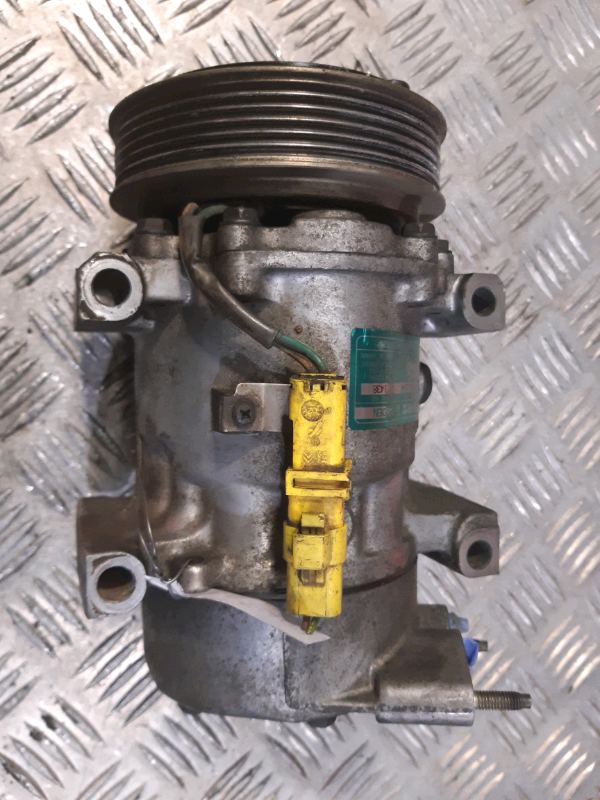 Compressore clima Peugeot 206 1.1b COMU402 SD6V12-1438