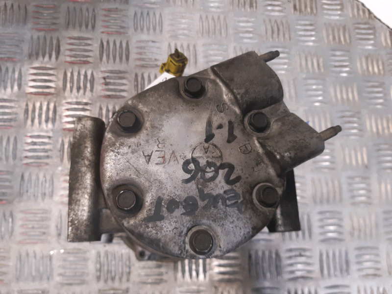 Compressore clima Peugeot 206 1.1b COMU402 SD6V12-1438