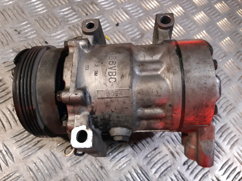 Compressore clima Renault clio 1.2b COMU427 SD6V12-1427A