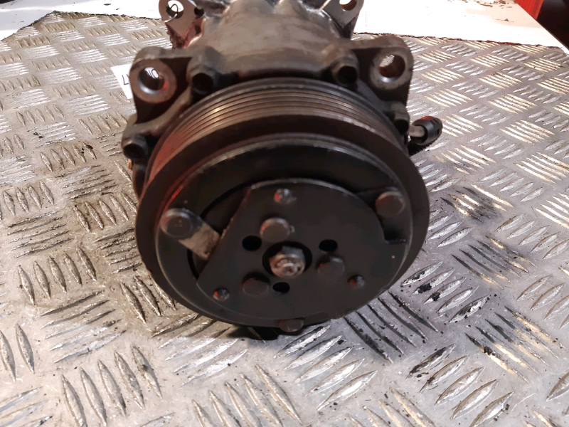 Compressore clima Peugeot 2.0hdi COMU417 SD7V16-1106F