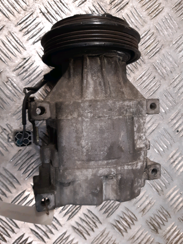 Compressore clima Toyota yaris verso 1.3b 442100-2062 COMU120