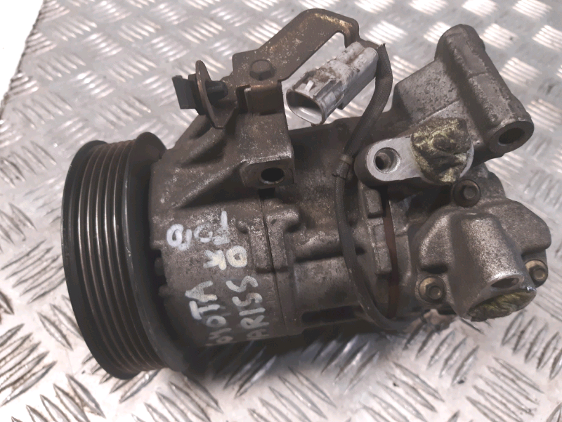 Compressore clima Toyota yaris 1.0b 447220-9465 COMU589