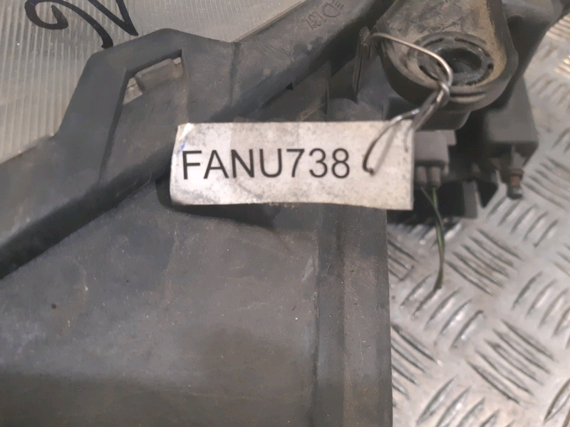 Faro ant sx usato Fiat 16 1.9 mj FANU738