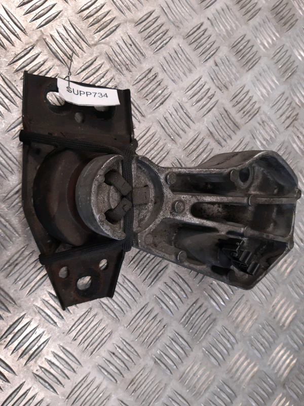 Supporto motore Renault laguna3 1.5dci 2008 SUPP734