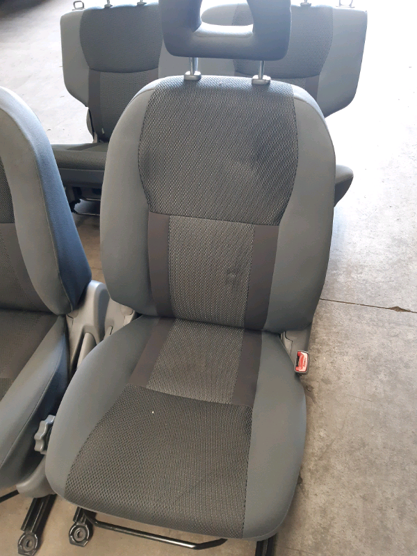 Interno completo di pannelli Toyota Rav 4 5 porte 2003