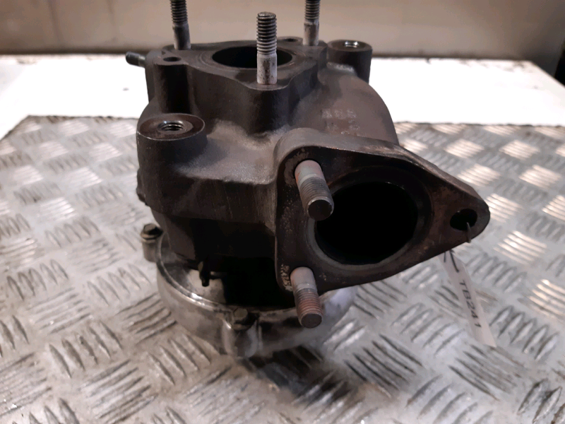 Turbina usata Toyota rav4 2.0td 2003 TB241