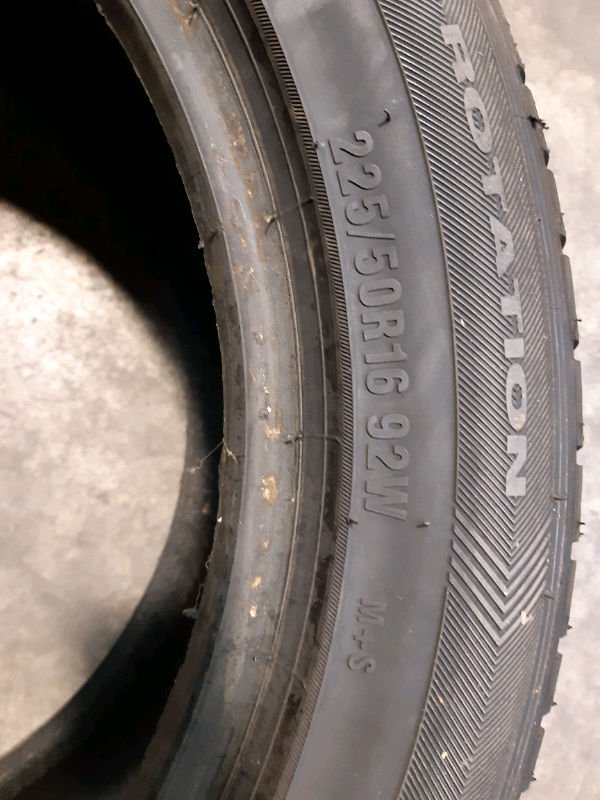 N. 2 gomme Westlake 225 50R16 92W m+s GOMMUS081