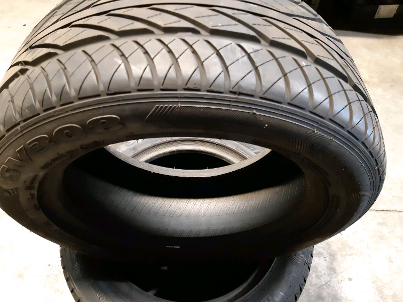 N. 2 gomme Westlake 225 50R16 92W m+s GOMMUS081