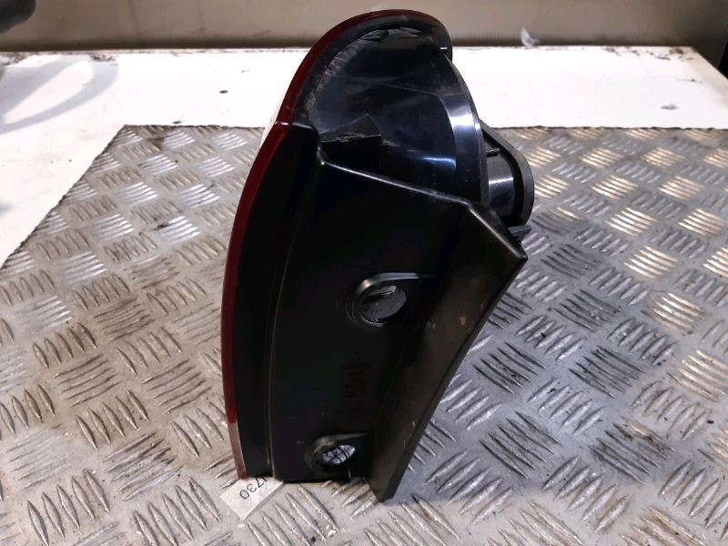 Fanale post sx Vw touareg 3.0tdi 2009 FANU730