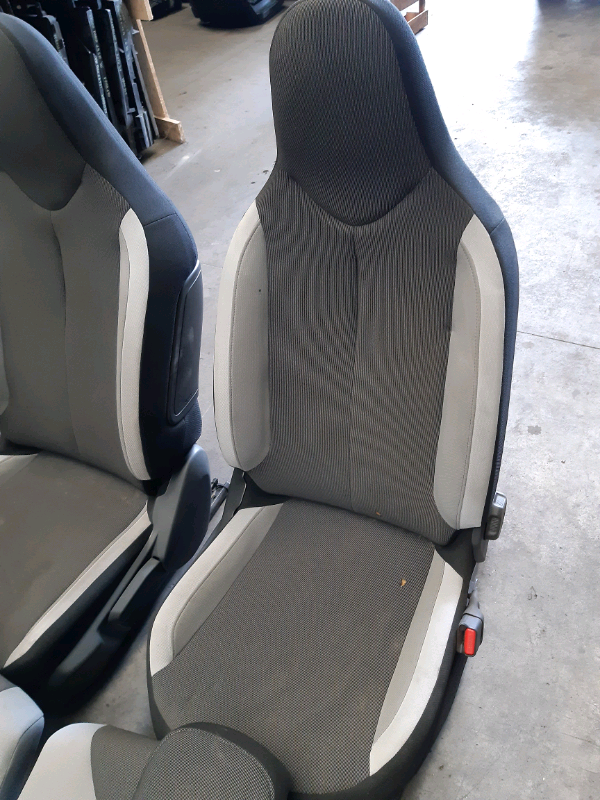 Interno completo di pannelli Toyota aygo 2017