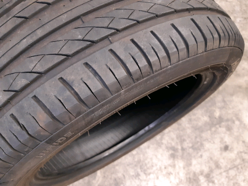 N. 2 gomme Hifly HF805 225 50 R17 98W