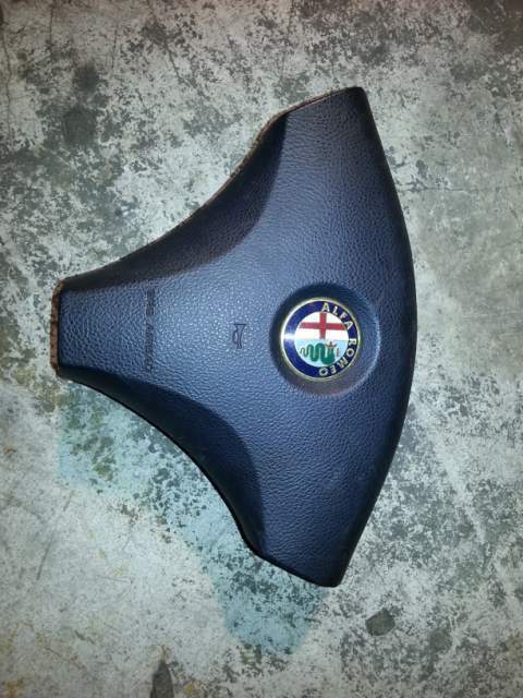 Airbag volante di una alfa romeo 156 cod 156017268