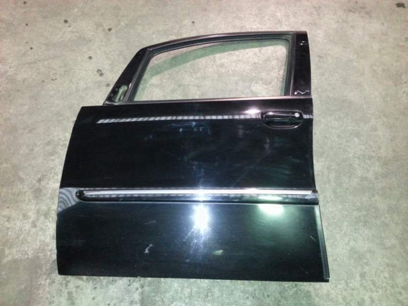 Portiera anteriore sx di una lancia musa del 2007 col nero