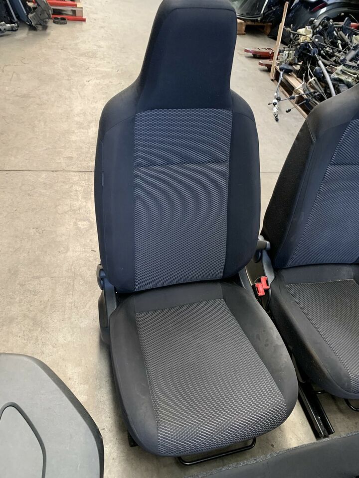 Interno / sedili Seat Mii  2016  3P tessuto grigio con panelli