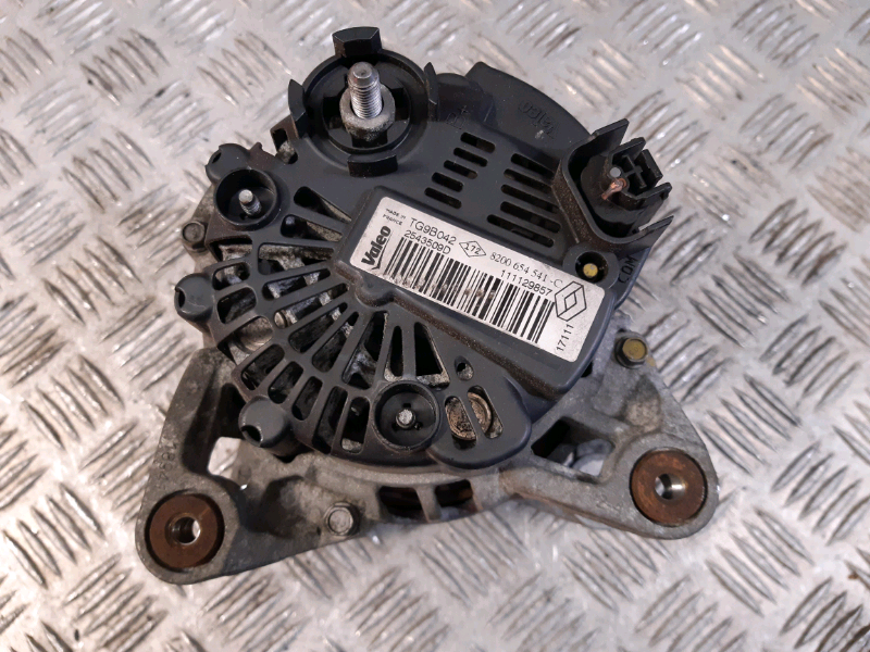 Alternatore usato Renault clio 1.2 b 2011 ALT668 8200654541