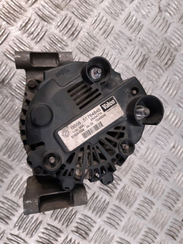 Alternatore usato Fiat 1.3 mj ALT672 51784845