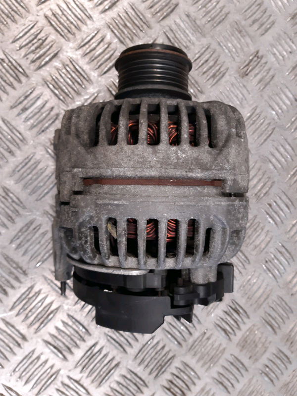 Alternatore usato Audi A4 1.9 tdi 2004 ALT673 06F903023J