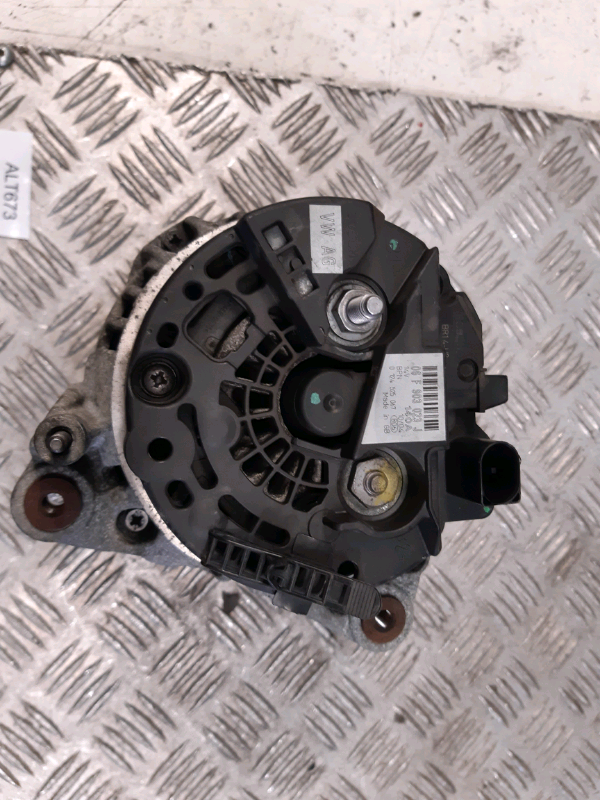 Alternatore usato Audi A4 1.9 tdi 2004 ALT673 06F903023J