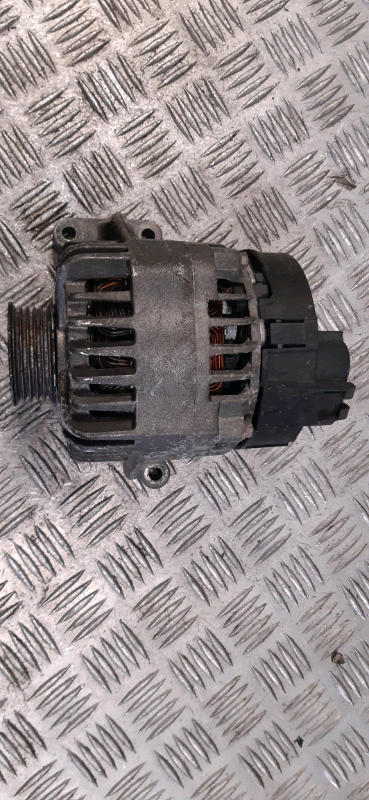 Alternatore usato Fiat idea 1.2b 2005 ALT674