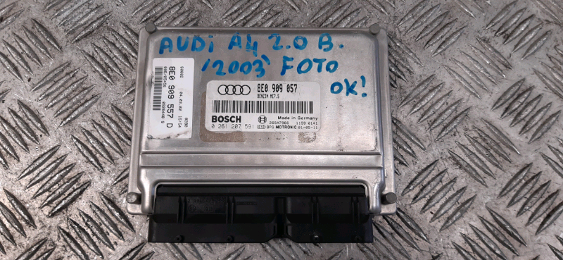 Centralina motore Audi A4 2.0 b 2003 CT034 8E0909057