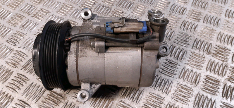 Compressore clima usato Chevrolet captiva 2.0 TDCI 2011 Z20D1 COMU660